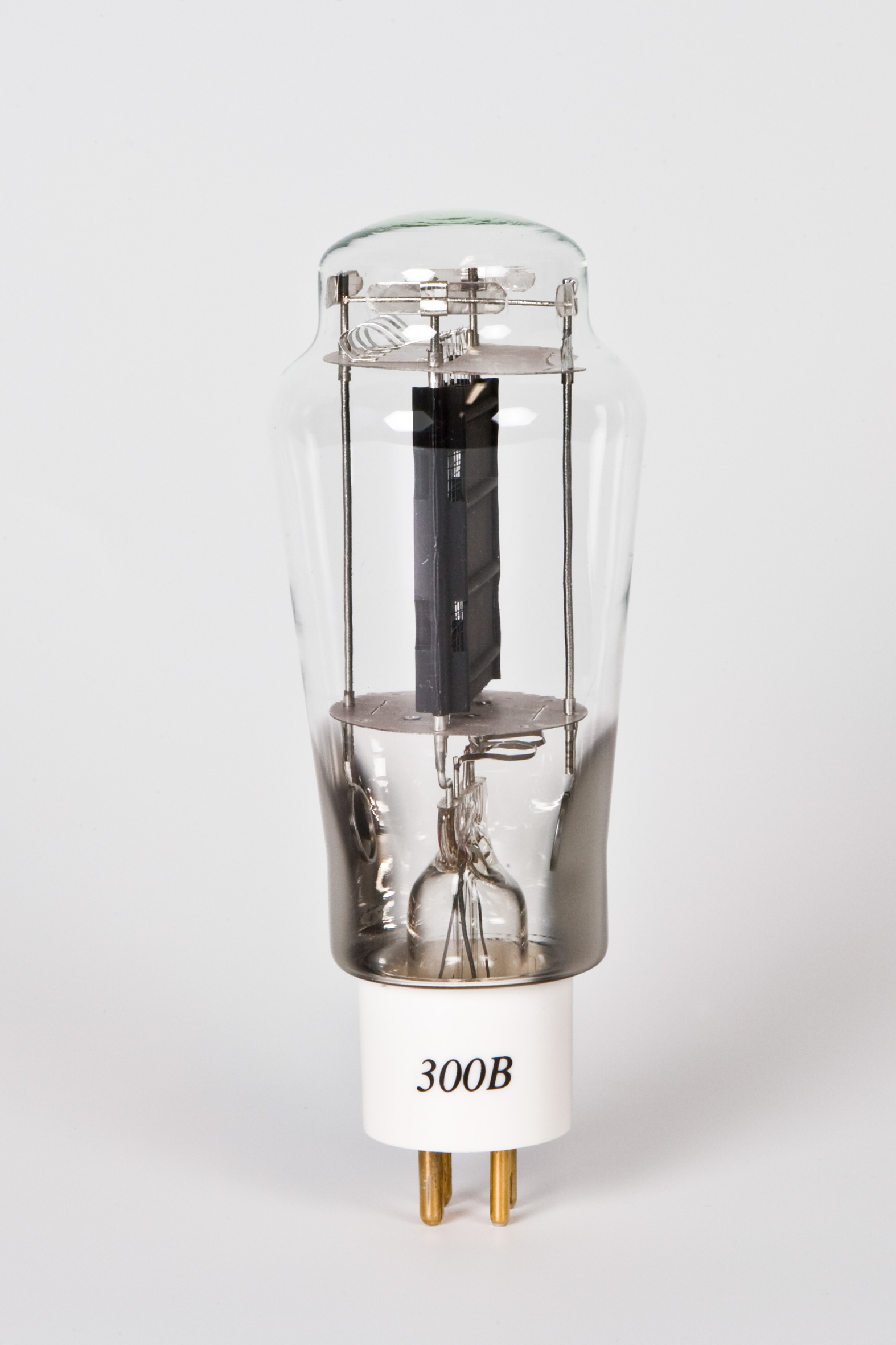 E.A.T 300B E.A.T 300B